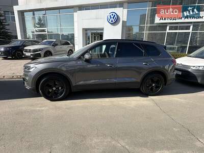 Volkswagen Touareg 2026 Silver