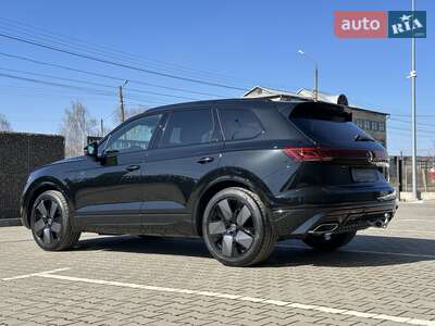 Volkswagen Touareg 2026 R-Line Platinum 1