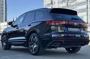 Volkswagen Touareg R-Line Platinum 1