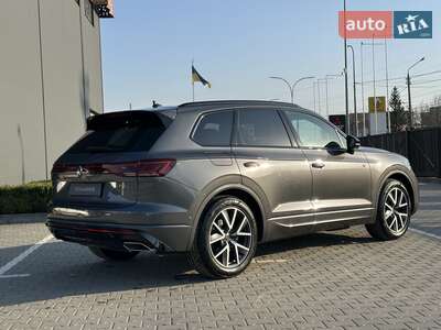 Volkswagen Touareg 2026 R-Line Platinum 3