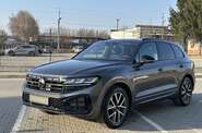 Volkswagen Touareg R-Line Platinum 3