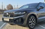 Volkswagen Touareg R-Line Platinum 3