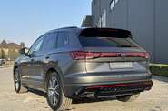 Volkswagen Touareg R-Line Platinum 3