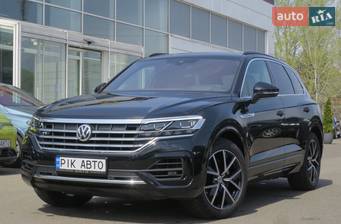 Volkswagen Touareg 3.0 TDI AT (286 л.с.) AWD 2021 Volkswagen Touareg 3.0 TDI AT (286 л.с.) AWD 2021
