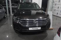 Volkswagen Touareg Base