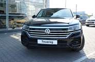 Volkswagen Touareg Base