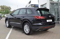 Volkswagen Touareg Base