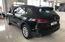 Volkswagen Touareg Base