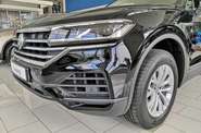 Volkswagen Touareg Base