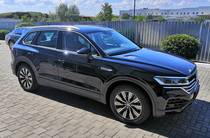 Volkswagen Touareg Base