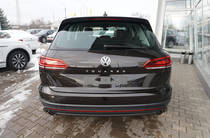 Volkswagen Touareg Base