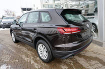 Volkswagen Touareg Base