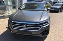 Volkswagen Touareg Base