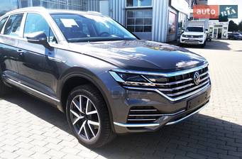 Volkswagen Touareg 3.0 TDI AT (286 л.с.) AWD 2021 Volkswagen Touareg 3.0 TDI AT (286 л.с.) AWD 2021