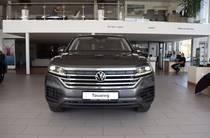 Volkswagen Touareg Base