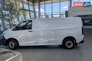 Volkswagen Transporter Kasten Base