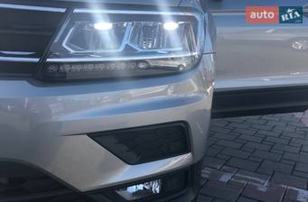 Volkswagen Tiguan New 2.0 TDI АT (150 л.с.) 4Мotion 2019 Volkswagen Tiguan New 2.0 TDI АT (150 л.с.) 4Мotion 2019