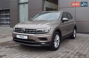 Volkswagen Tiguan New 2.0 TDI АT (150 л.с.) 4Мotion 2019 Volkswagen Tiguan New 2.0 TDI АT (150 л.с.) 4Мotion 2019