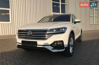 Volkswagen Touareg 3.0 TFSI AT (340 л.с.) AWD 2019 Volkswagen Touareg 3.0 TFSI AT (340 л.с.) AWD 2019