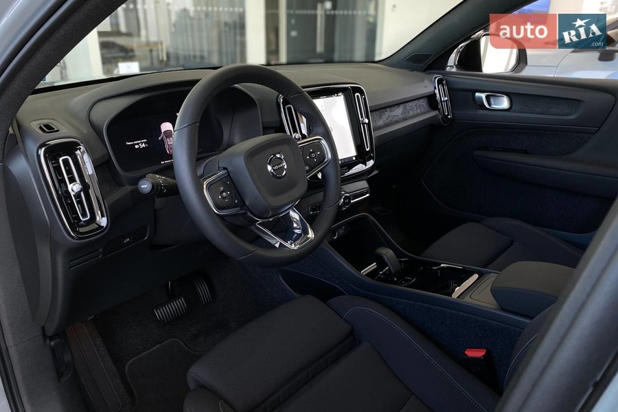 Volvo C40 Recharge - фото 16