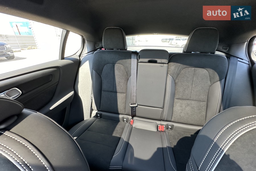 Volvo C40 Recharge - фото 21