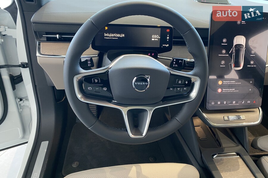 Volvo ES90 - фото 12