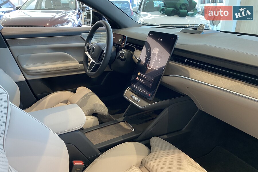 Volvo ES90 - фото 17
