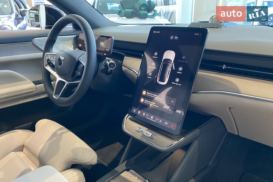 Volvo ES90 - фото 18