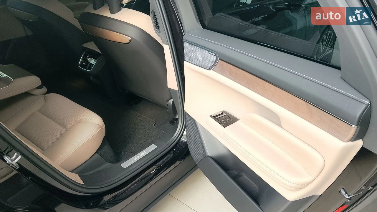 Volvo-2