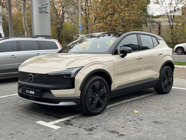 Volvo EX30 Cross Country 2025