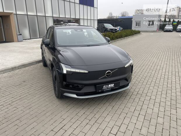 Volvo EX30 Cross Country 2025
