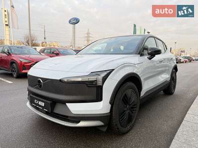 Volvo EX30 Cross Country 2025 Ultra