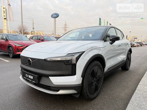 Volvo EX30 Cross Country 2025