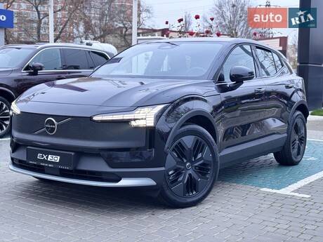 Volvo EX30 Cross Country 2025