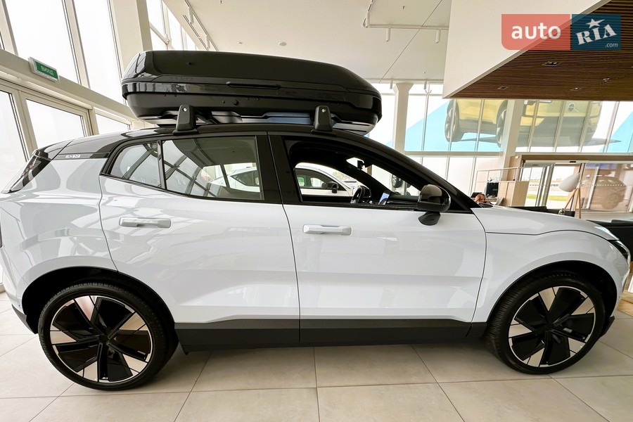 Volvo EX30 - фото 4