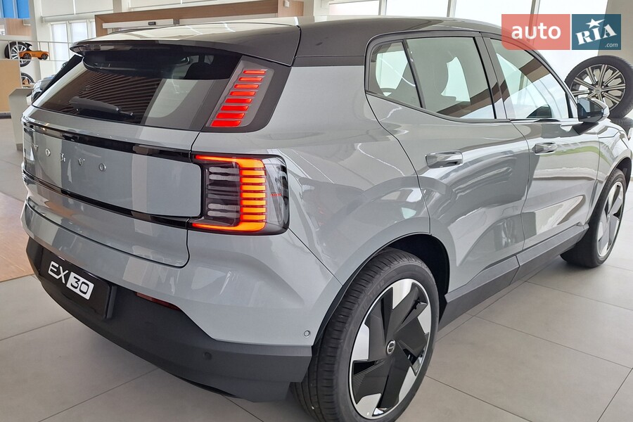 Volvo EX30 - фото 6