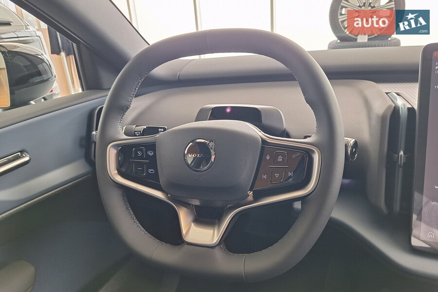 Volvo EX30 - фото 12