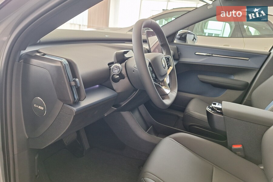 Volvo EX30 - фото 14