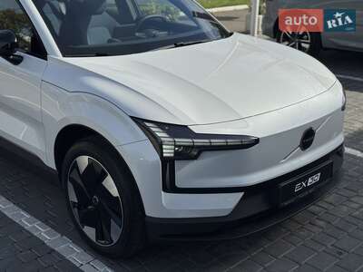 Volvo EX30 2025 Plus