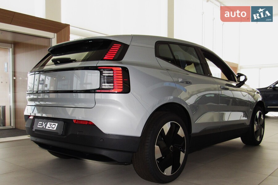 Volvo EX30 - фото 6