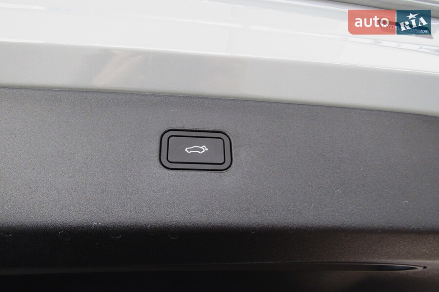 Volvo EX30 - фото 11