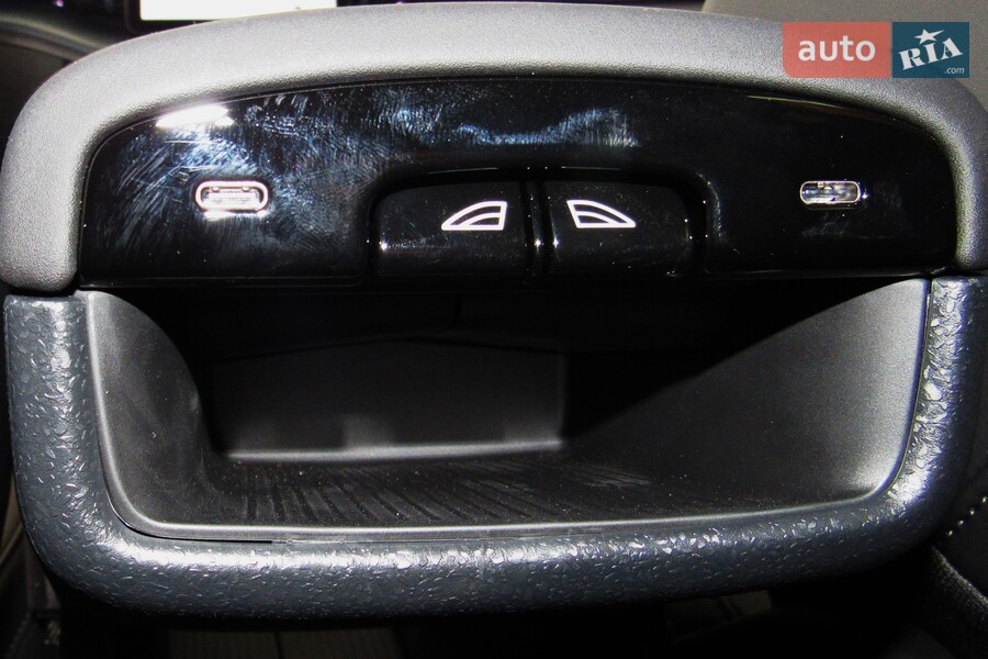 Volvo EX30 - фото 18