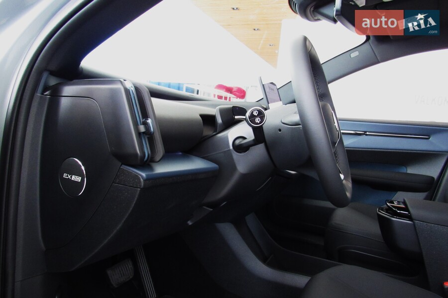 Volvo EX30 - фото 20