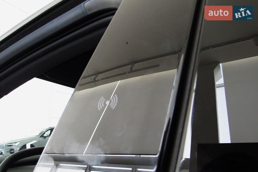 Volvo EX30 - фото 19