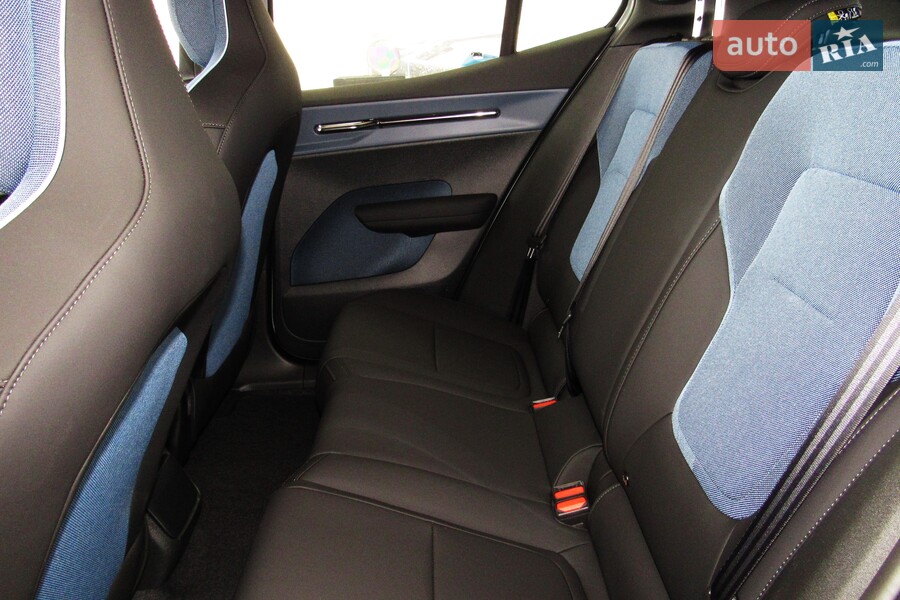 Volvo EX30 - фото 21