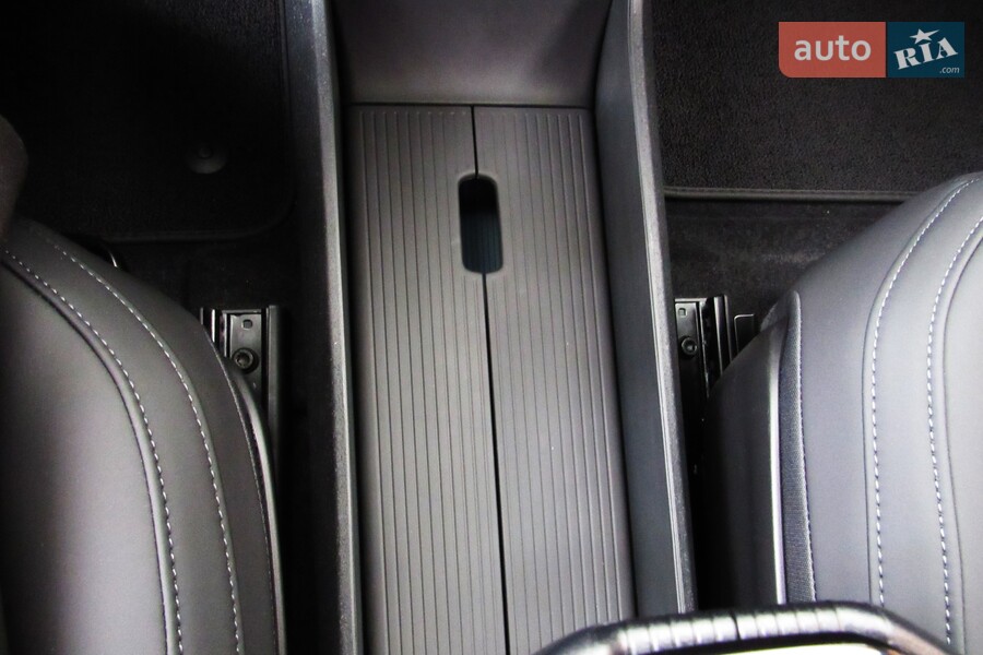 Volvo EX30 - фото 27