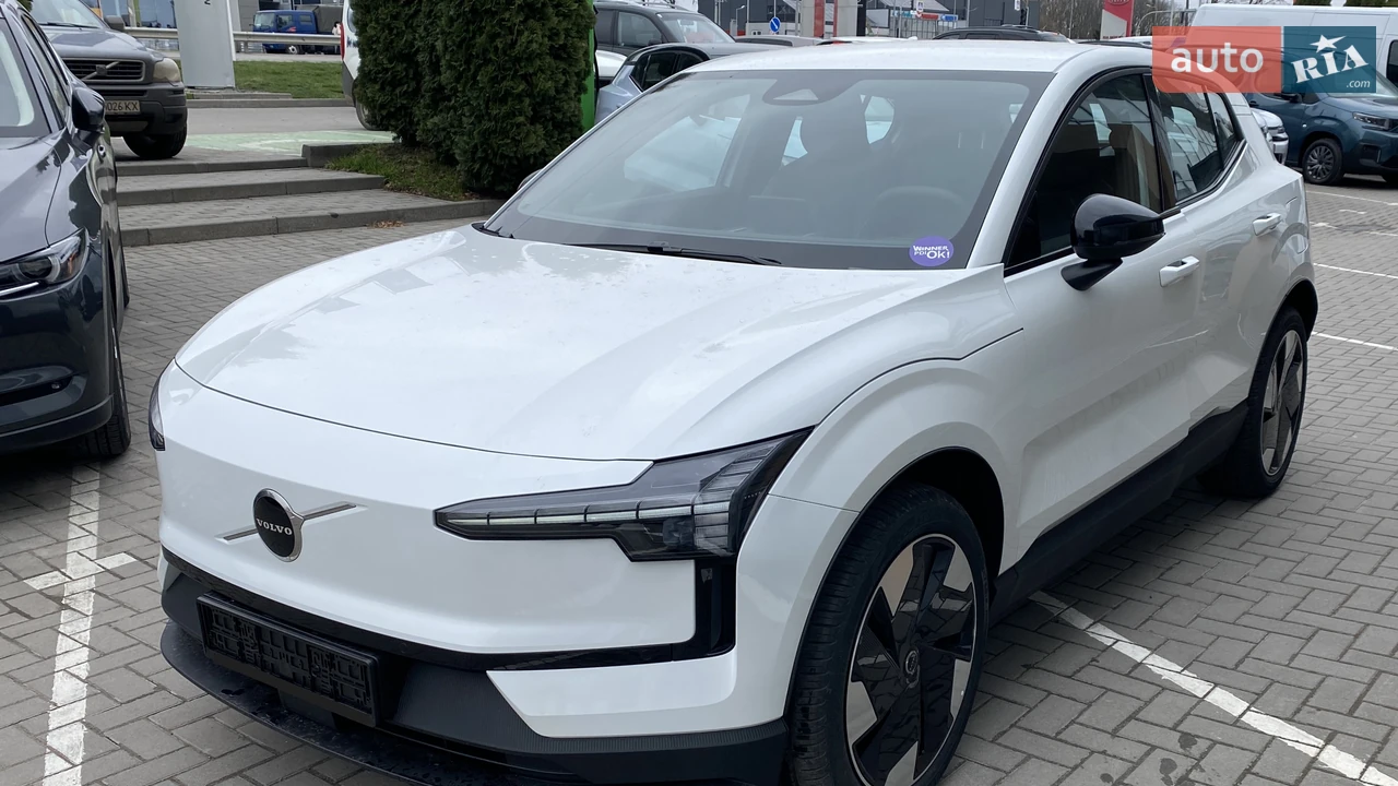 Volvo EX30 Plus
