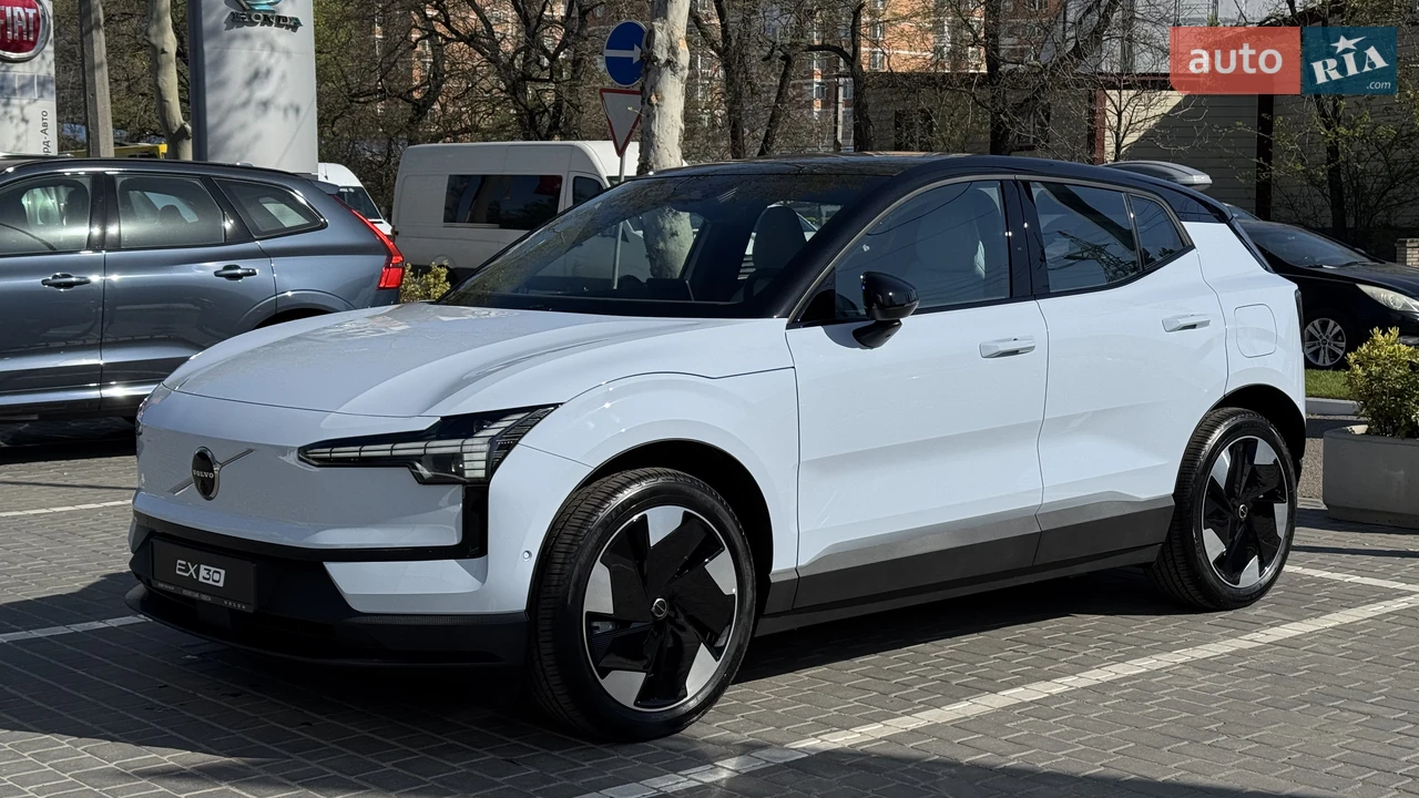 Volvo EX30 Ultra