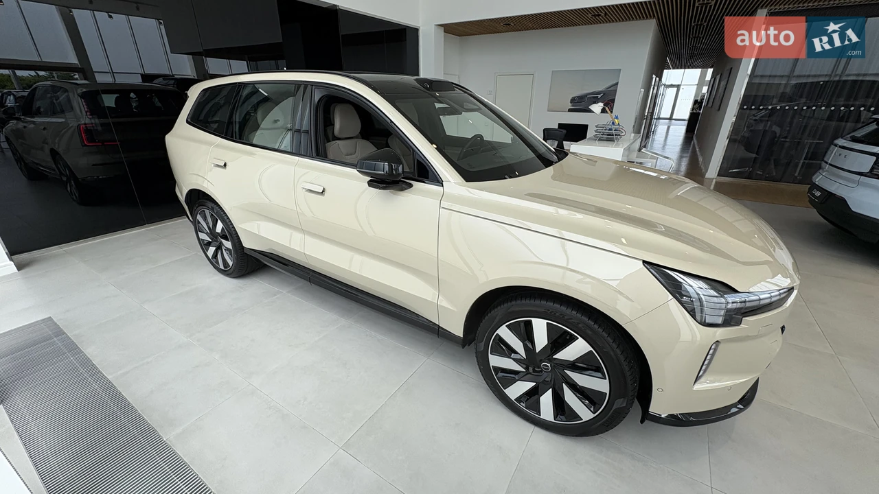 Volvo-25