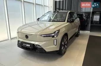 Volvo EX90